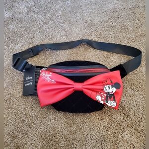NWT Loungefly Disney Minnie Mouse Bow Velvet Quilted Belt Bag